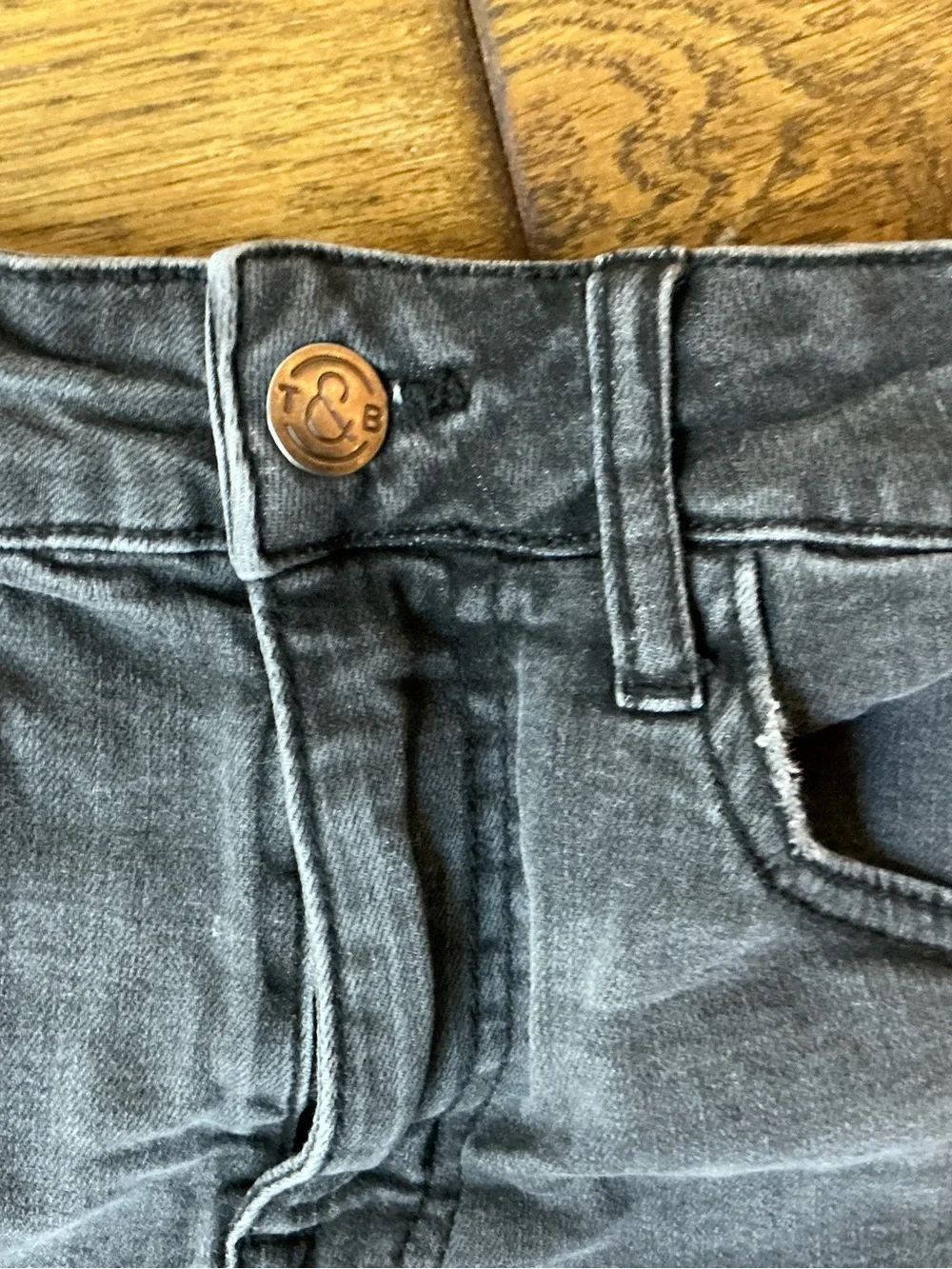 Treasure & Bond casual distressed